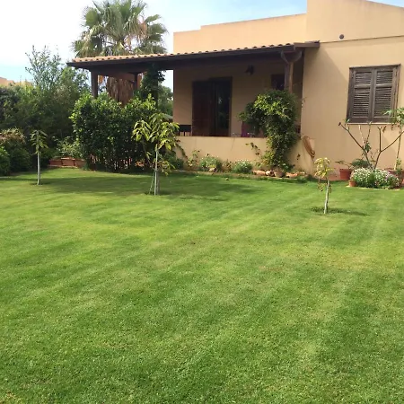 Tre Delfini Villa *
